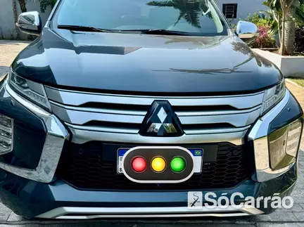 Mitsubishi PAJERO SPORT HPE-S 4X4 2.4 TB AT na cor Cinza em Curitiba / PR - 6567058