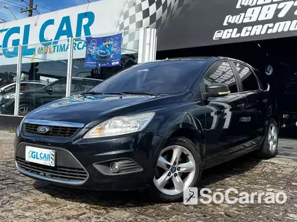 Ford FOCUS HATCH GLX 2.0 16V 147CV na cor Preta em Curitiba / PR - 6788598