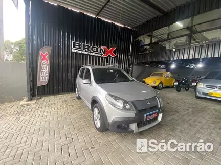 Renault SANDERO STEPWAY 1.6 16V AT HIFLEX na cor Prata em Almirante Tamandaré / PR - 6931604