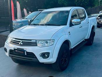 Mitsubishi L-200 CD TRITON HPE 4X4 3.2 16V TB-IC MT