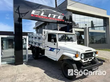 Toyota BANDEIRANTE PICAPE BJ55LP-B CS 4X4 3.7 na cor Branca em Curitiba / PR - 6931725