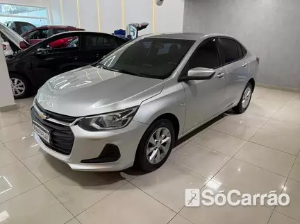 Chevrolet ONIX (R7A) 1.0 12V MT6 na cor Prata em Curitiba / PR - 6775701
