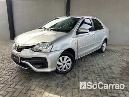 Toyota ETIOS SEDAN XS 1.5 16V na cor Prata em Curitiba / PR - 6719988
