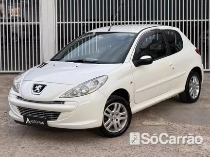 Peugeot 207 XR 1.4 8V na cor Branca em Curitiba / PR - 6830486