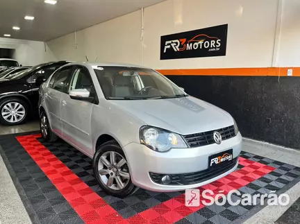 Volkswagen POLO SEDAN 1.6 8V na cor Prata no Gravataí / RS - 6774402