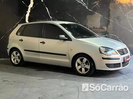 Volkswagen POLO (COMPOSITION TOUCH) 1.6 MSI 16V na cor Prata em Curitiba / PR - 6854823