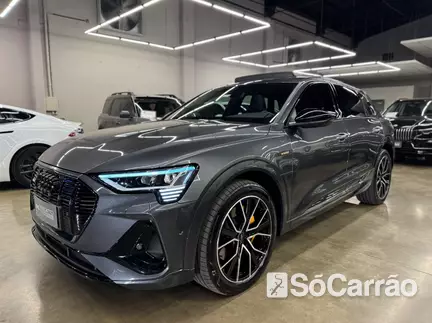 Audi E-TRON SPORTBACK PERFORMANCE BLACK QUATTRO na cor Cinza no Passo Fundo / RS - 6680566