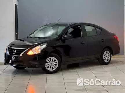 Nissan VERSA 1.0 12V FLEXSTART na cor Preta em Joinville / SC - 6669705