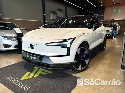 Volvo EX30 E60 BEV 69KWH ULTRA SINGLE ENGINE na cor Branca em Londrina / PR - 6772128