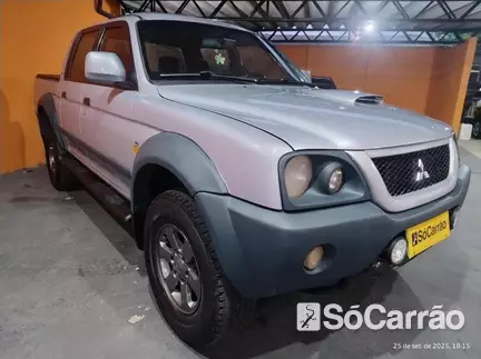 Mitsubishi L-200 CD GLS 4X4 2.5 TB na cor Prata em Curitiba / PR - 6963039