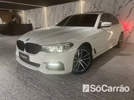 BMW 530E M SPORT 2.0 PHEV na cor Branca em Joinville / SC - 6673845