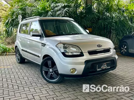 KIA SOUL EX 1.6 16V AT na cor Prata em Joinville / SC - 6930763