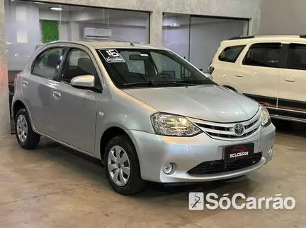 Toyota ETIOS HATCH XS 1.5 16V na cor Prata em Londrina / PR - 6741742