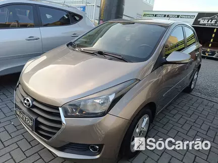 Hyundai HB20 HB20 COMFORT PLUS 1.6 16V AT6 na cor Prata em Joinville / SC - 6717269