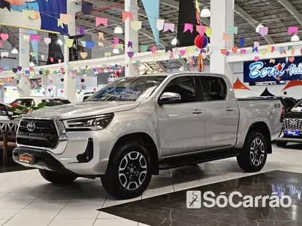 Toyota HILUX CD 4X4 2.8 TB AT na cor Prata em Curitiba / PR - 6781030
