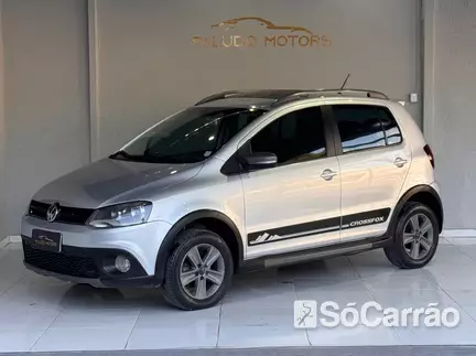 Volkswagen CROSSFOX G2 1.6 8V na cor Prata em Curitiba / PR - 6782351
