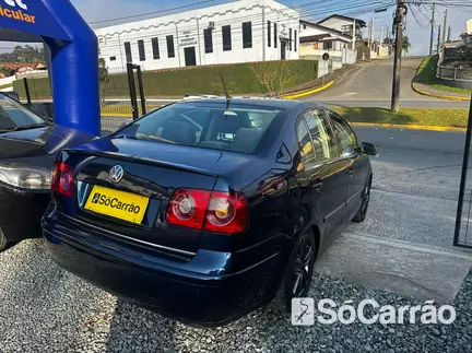Volkswagen POLO SEDAN COMFORTLINE 1.6 8V na cor Azul em Joinville / SC - 6788931