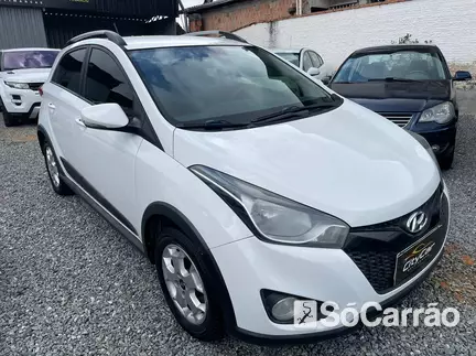 Hyundai HB20X STYLE 1.6 16V na cor Branca em Joinville / SC - 6933426