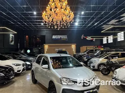 Toyota ETIOS HATCH 1.3 16V na cor Prata no LAJEADO / RS - 6921317