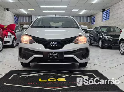 Toyota ETIOS HATCH X 1.3 16V na cor Prata no Viamão / RS - 6754023