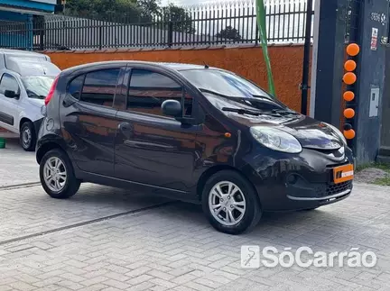 Chery QQ 1.0 12V na cor Marrom em Curitiba / PR - 6932414