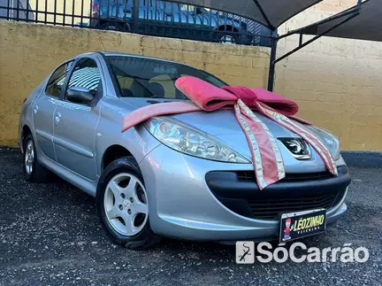 Peugeot 207 SEDAN PASSION XR 1.4 8V na cor Prata em Campinas / SP - 6788477