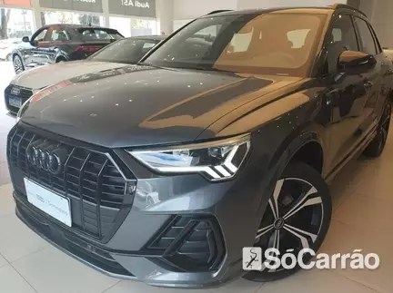 Audi Q3 PERFORMANCE BLACK PLUS NAC QUATTRO 2.0 TIPTRONIC na cor Cinza em Cascavel / PR - 6911274