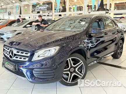 Mercedes GLA 250 GLA 250 VISION 2.0 16V TB 4MATIC na cor Azul em Curitiba / PR - 6911677