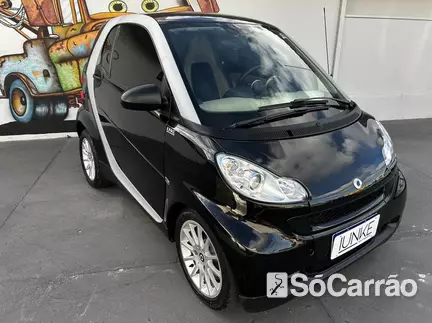Smart SMART FORTWO COUPE PASSION 1.0 12V TB AT na cor Preta em Curitiba / PR - 6931220