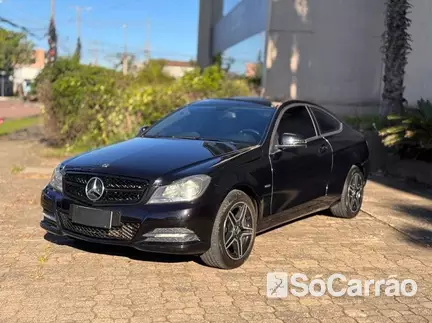 Mercedes -LAK 1113 4X2 na cor Preta no Porto Alegre / RS - 6975365