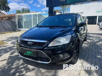 Ford FOCUS FASTBACK SE 2.0 16V P.SHIFT FLEXONE na cor Preta em Curitiba / PR - 6915076