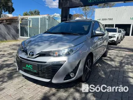Toyota YARIS HATCH MP1175 XL 1.5 CVT na cor Prata em Curitiba / PR - 6915226