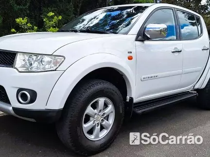 Mitsubishi L-200 CD TRITON HPE 4X4 3.5 V6 AT na cor Branca em Curitiba / PR - 6919760