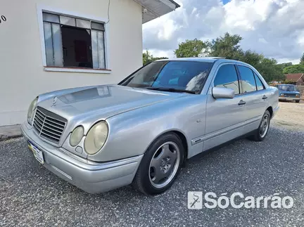 Mercedes E 320 3.2 na cor Prata em Campo Largo / PR - 6930432