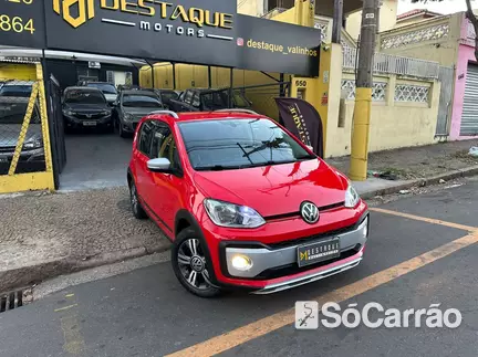 Volkswagen CROSS UP! 1.0 12V na cor Vermelha em VALINHOS / SP - 6960388