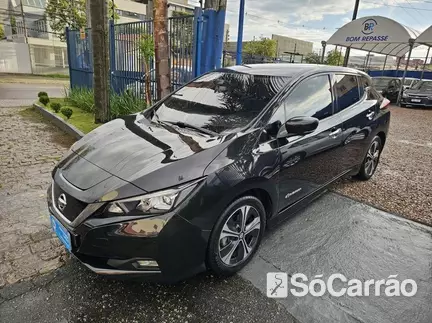 Nissan LEAF TEKNA na cor Preta em Curitiba / PR - 6804525