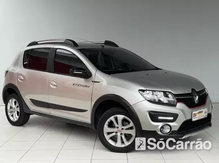 Renault SANDERO STEPWAY 1.6 8V HIPOWER na cor Prata em Campo Largo / PR - 6723026