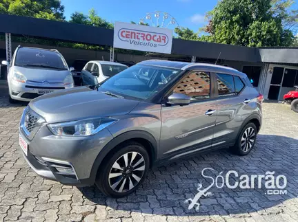 Nissan KICKS SL 1.6 16V na cor Preta em Blumenau / SC - 6306344