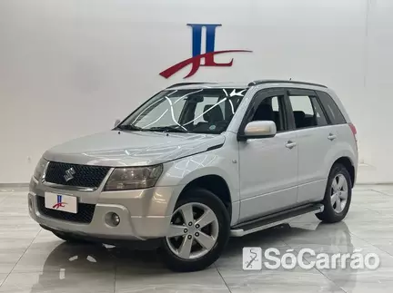 Suzuki GRAND VITARA 2.0 16V 4X2 / 4X4 5P MEC na cor Prata em Curitiba / PR - 6546913