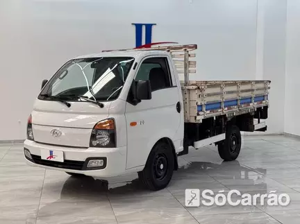 Hyundai HR 2.5 TB HDB 4WD na cor Branca em Curitiba / PR - 6773670
