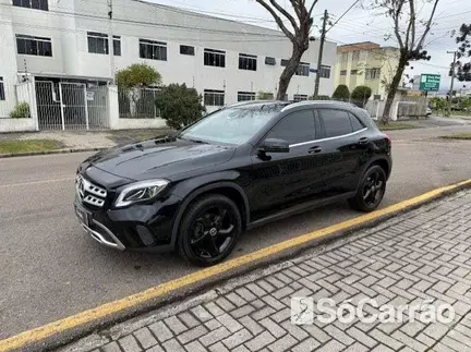 Mercedes GLA 200 ADVANCE 1.6 TB na cor Preta em Curitiba / PR - 6886408