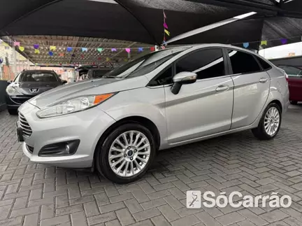 Ford NEW FIESTA SEDAN TITANIUM 1.6 16V 125CV P.SHIFT na cor Prata em Curitiba / PR - 6759799