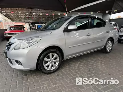 Nissan VERSA SL 1.6 16V FLEXFUEL na cor Prata em Curitiba / PR - 6813130