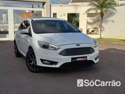 Ford FOCUS TITANIUM PLUS 2.0 16V P.SHIFT FLEXONE na cor Branca em Curitiba / PR - 6941114