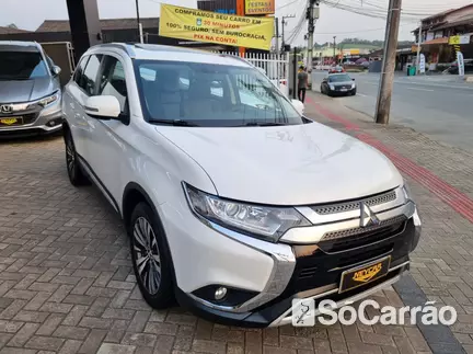 Mitsubishi OUTLANDER HPE 2.0 CVT na cor Branca em Joinville / SC - 6391616