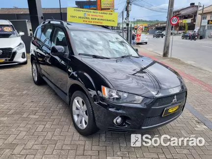 Mitsubishi OUTLANDER 2WD 2.0 16V AT na cor Preta em Joinville / SC - 6426049