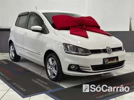 Volkswagen FOX HIGHLINE G2 1.6 8V IMOTION na cor Branca em Curitiba / PR - 6840773