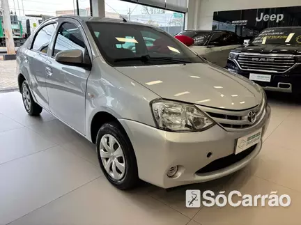 Toyota ETIOS SEDAN X 1.5 16V na cor Prata em Ponta Grossa / PR - 6827030