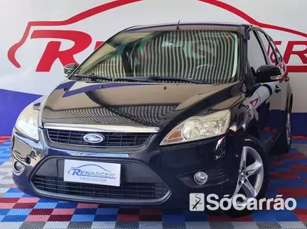 Ford FOCUS HATCH GLX 2.0 16V na cor Preta em Curitiba / PR - 6775130