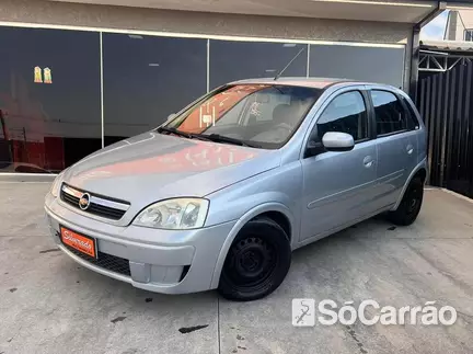 Chevrolet CORSA HATCH (INTERNET) 1.8 8V FLEXPOWER na cor Prata em São José dos Pinhais / PR - 6776185